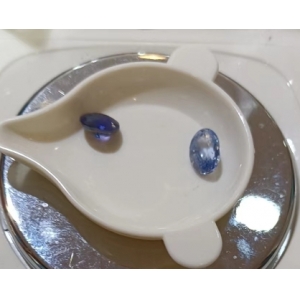 4.190克拉/2颗 蓝宝石统包货