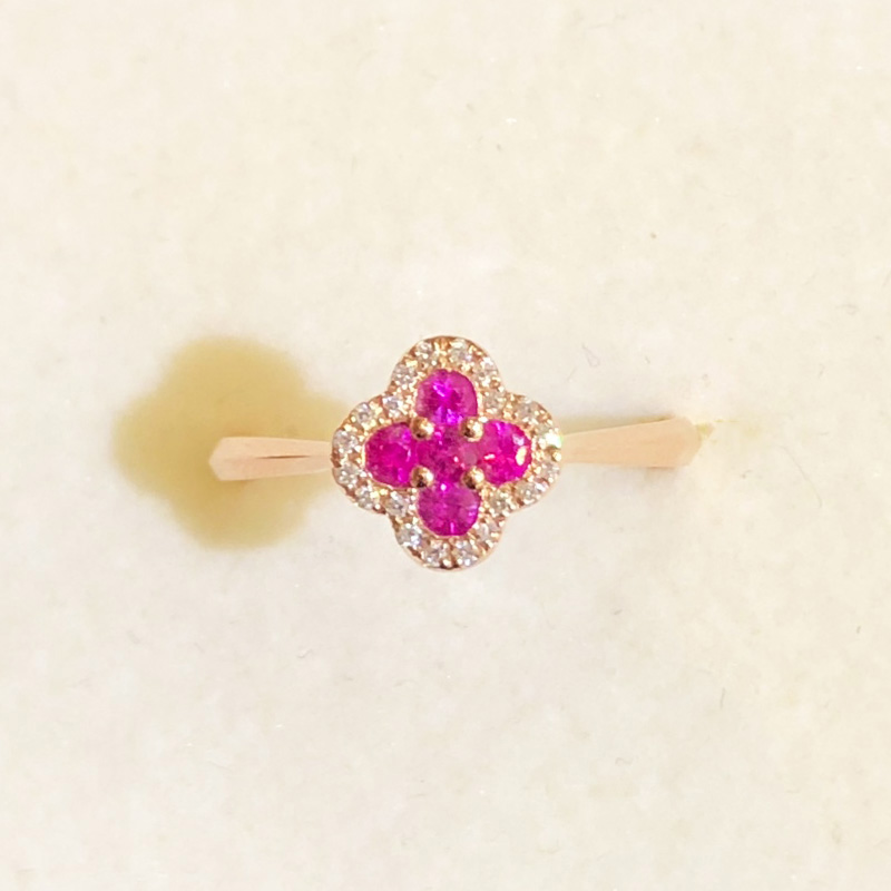 天然红宝石钻戒