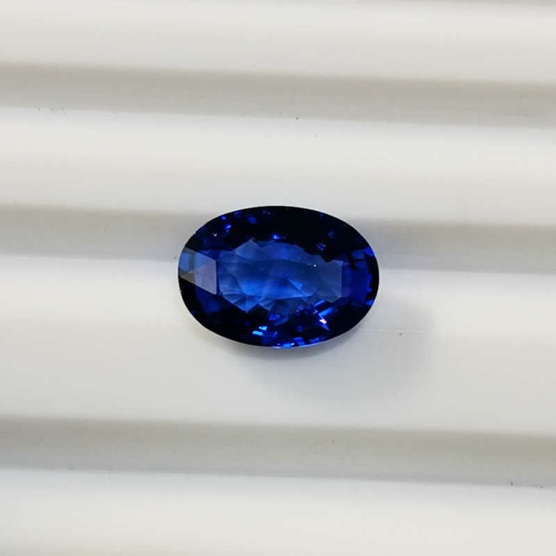 1.55克拉天然蓝宝石