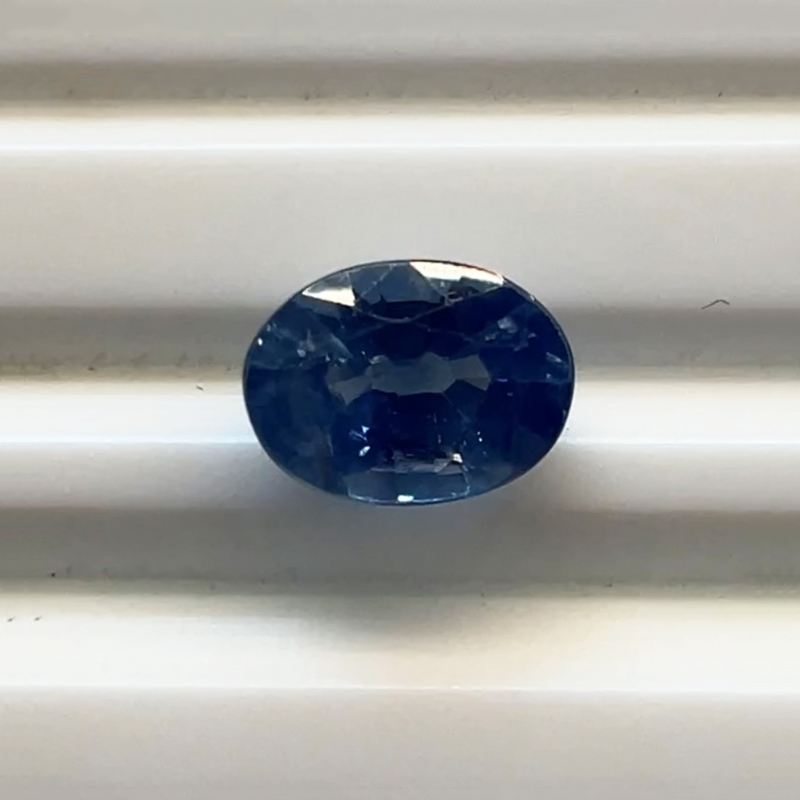 1.1克拉天然蓝宝石-ZXY