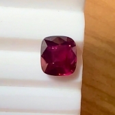 1������Ȼ���ո�Ѫ�챦ʯ