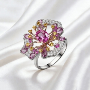 1.06克拉天然无烧粉蓝宝钻戒