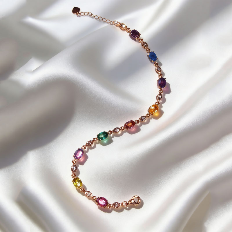 5.34克拉天然蓝宝祖母绿钻石手链