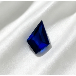 0.820克拉天然蓝宝石